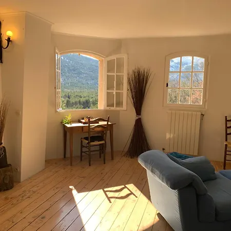 Des Restanques Feriehus Soleilhas